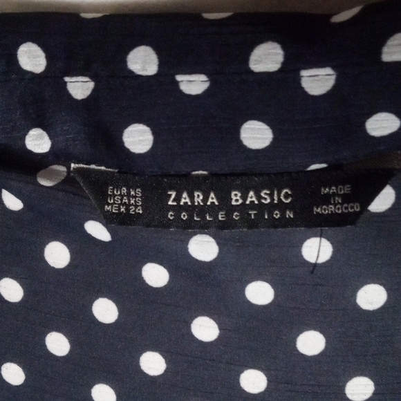 Zara Basic Split V Neck Navy Blue & White Polkadot Flowy Blouse Office Size XS - Picture 6 of 6